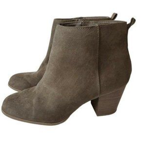Old Navy Oregon Trail Olive Mid Ankle Boots 10 Block Heel Zipper Minimalist Chic